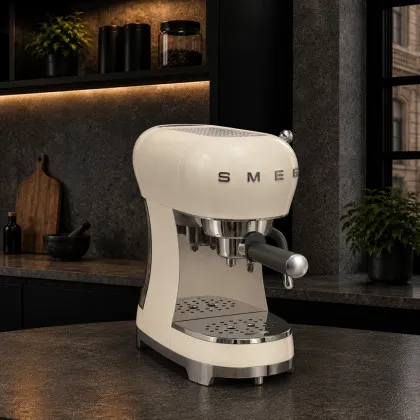 Кофемашина SMEG (Cream)