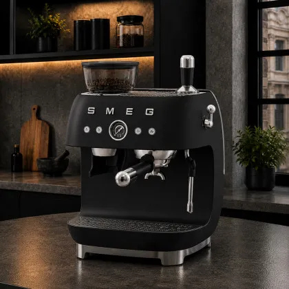Кофемашина SMEG (Black) (Уценка)
