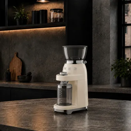 Кавомолка Smeg CGF03CREU (Cream)