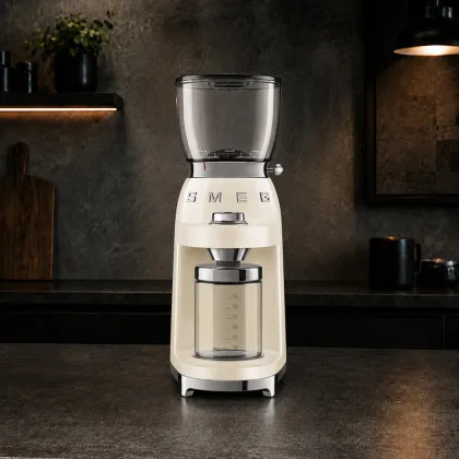 Кофемолка SMEG (Cream) Запорожья