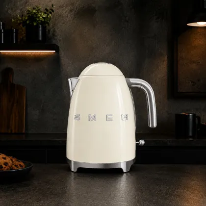 Електрочайник SMEG (Cream) у Львові