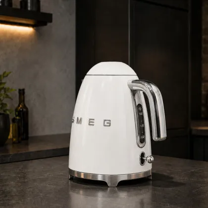 Електрочайник SMEG (Matte White) у Львові