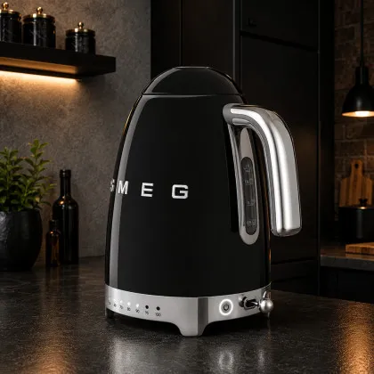 Електрочайник SMEG з регулятором температури (Black) (Ultra) в Києві