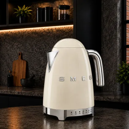 Электрочайник SMEG с регулятором температуры (Cream)