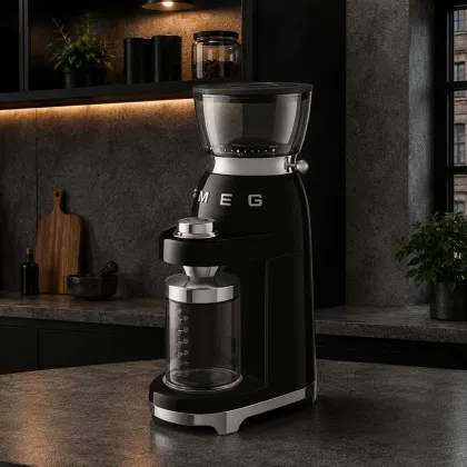 Кавомолка Smeg CGF03BLEU (Black)  в Киеве