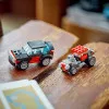 Конструктор LEGO Creator Бортова вантажівка з гелікоптером (31146)