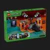 Конструктор  LEGO Minecraft Битва за Візер (21590)