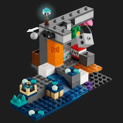 Конструктор LEGO Minecraft Зустріч із Боронителем (21274)
