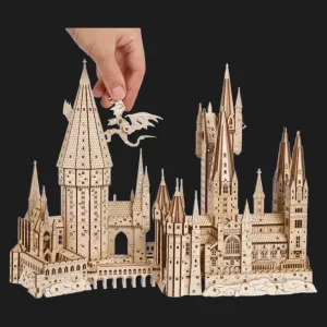 Дерев'яний 3D конструктор UGEARS Замок Гоґвортс (70256)