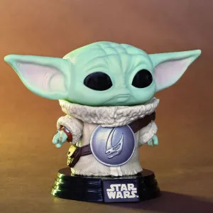 Фигурка Funko Pop! серии Мандалорец — Грогу с Броней Брудорога (90447)
