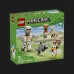 Конструктор LEGO Minecraft Курячий Жокей атака в пустелі (21592)