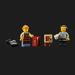 Конструктор LEGO Icons Книжный магазин: книжный уголок (11379)