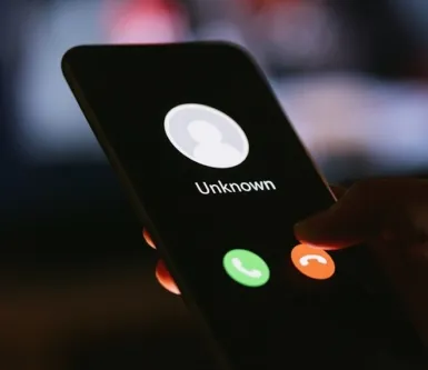 Як заблокувати дзвінки на iPhone?