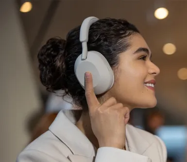 Sony представила флагманские беспроводные наушники WH-1000XM5