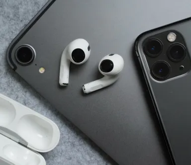 Новые AirPods и iPhone 14: что известно о будущих новинках?