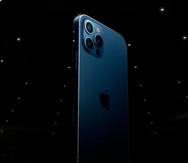 iPhone 12 Pro Max — кращий смартфон 2021 року