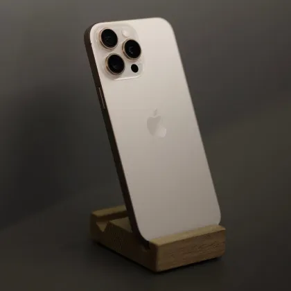 б/у iPhone 16 Pro Max 256GB (Desert Titanium) (Хорошее состояние, новая батарея)