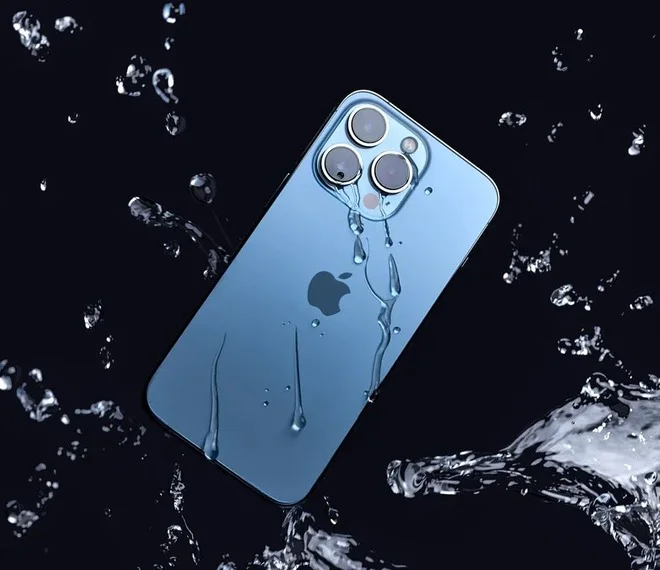 Як врятувати iPhone після потрапляння у воду?